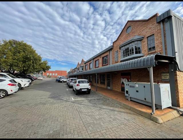 INDUSTRIAL PROPERTY TO RENT IN HENNOPSPARK